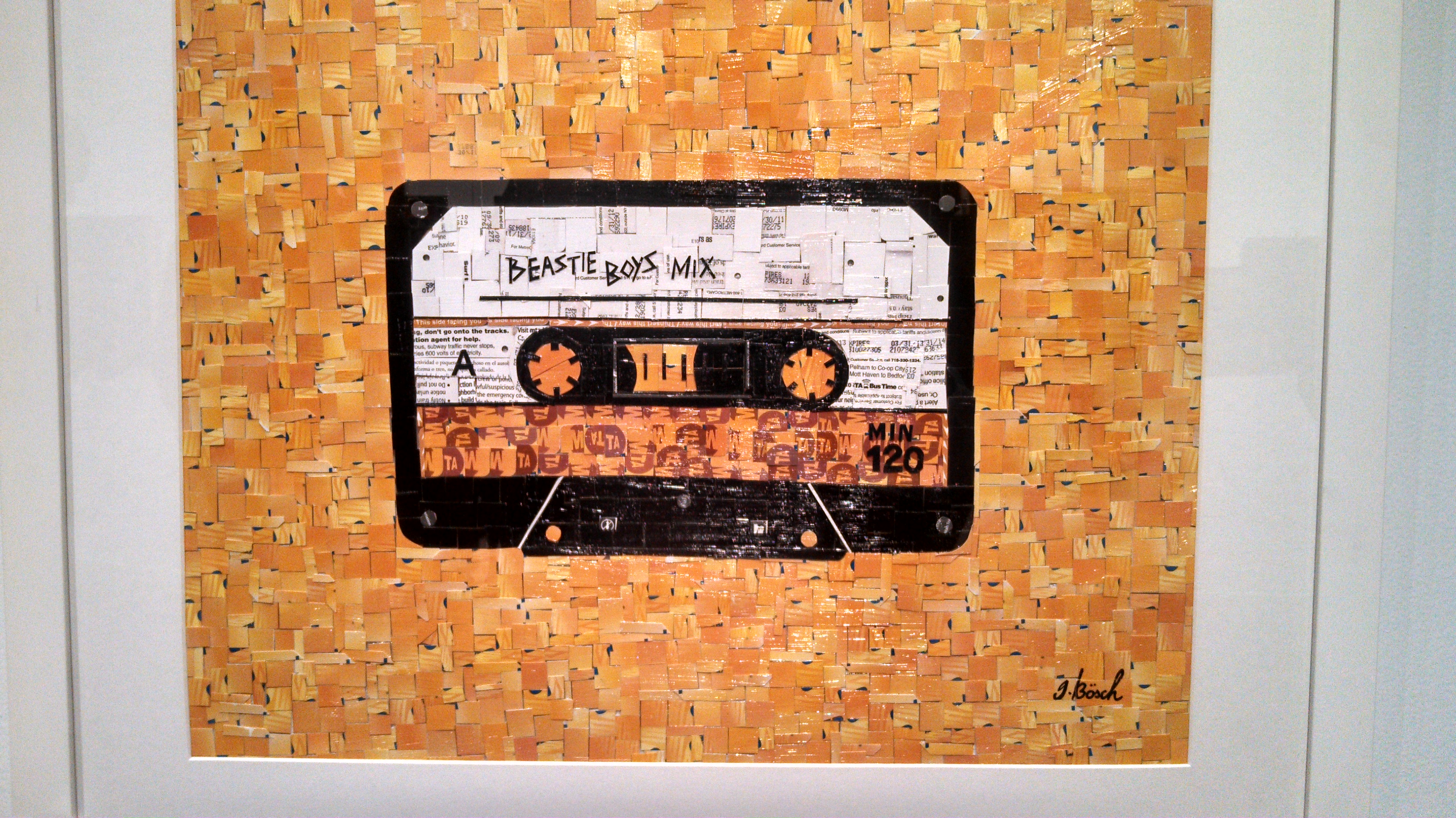 Gallery in Bed-Stuy pays tribute to the boombox (36770)