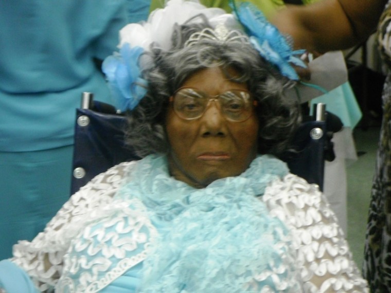 99-year old songstress, Jennie Louise Weston still got it (36864)