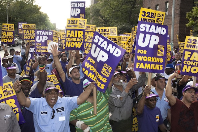 Unions support Flatbush Gardens workers (38500)