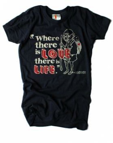 Cool, conscious T-shirts for fall (38057)