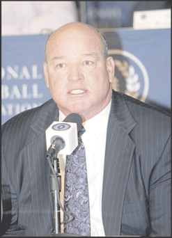 'Prime Time' heads up NFF induction ceremonies (37306)