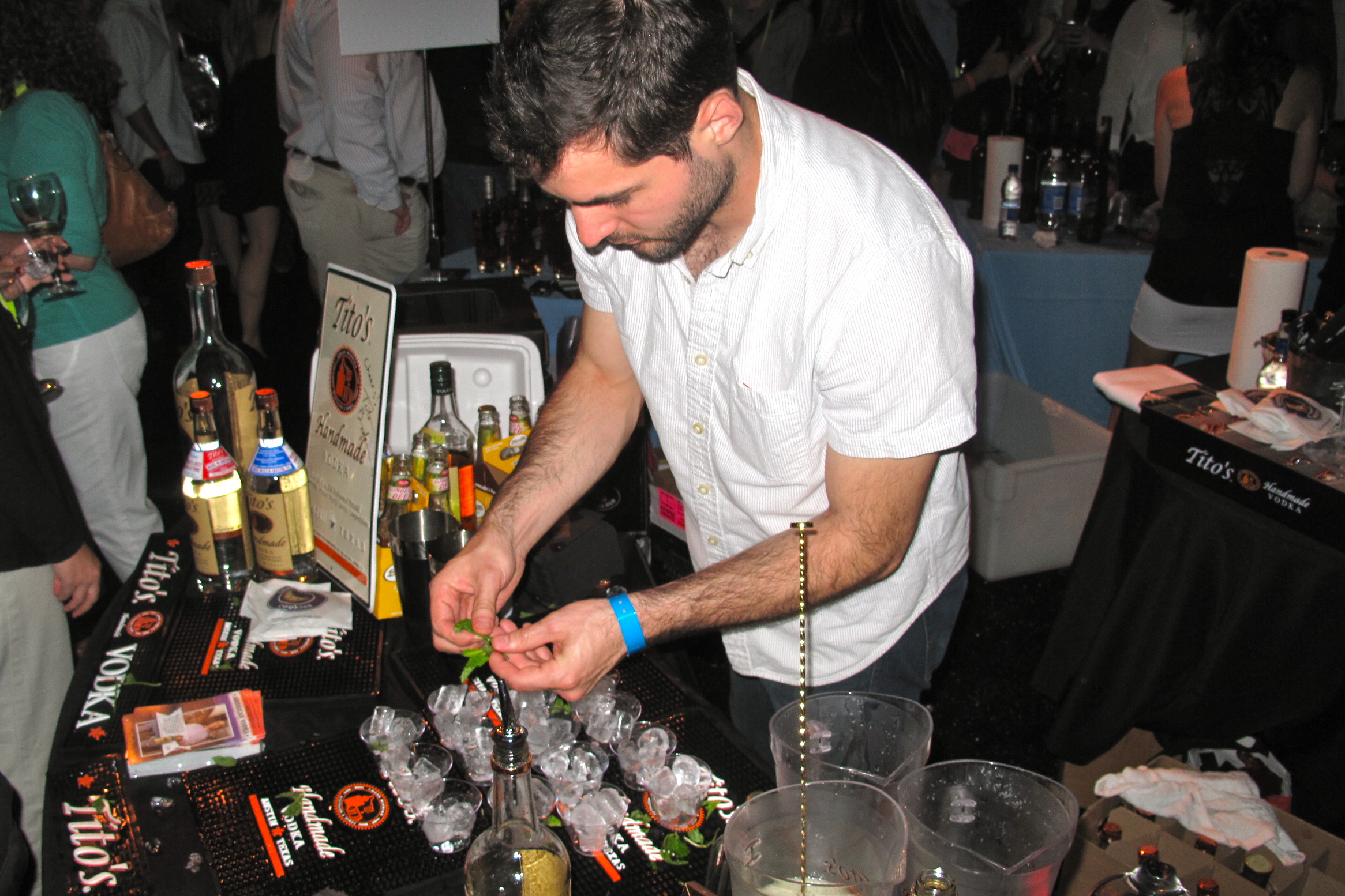 Partying at the Taste (37095)