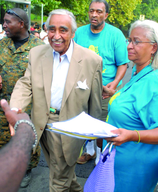 Running and walking for peace in Harlem (39419)