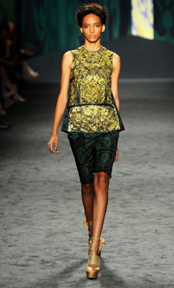 Spring looks with lace touches (37647)