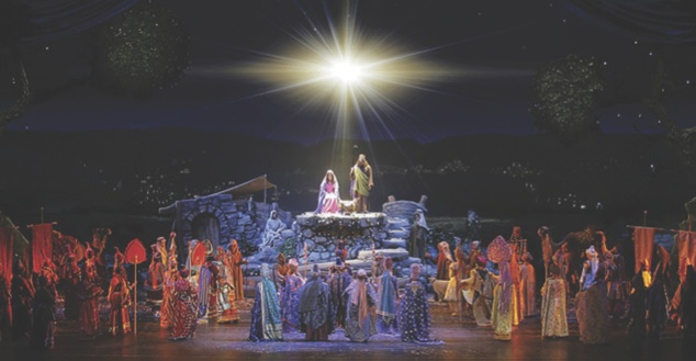 Holiday season, Radio City Christmas Spectacular: Check! (40013)