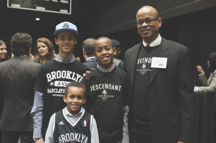 Black Fives Foundation reunites families of long-ago basketball league (39652)