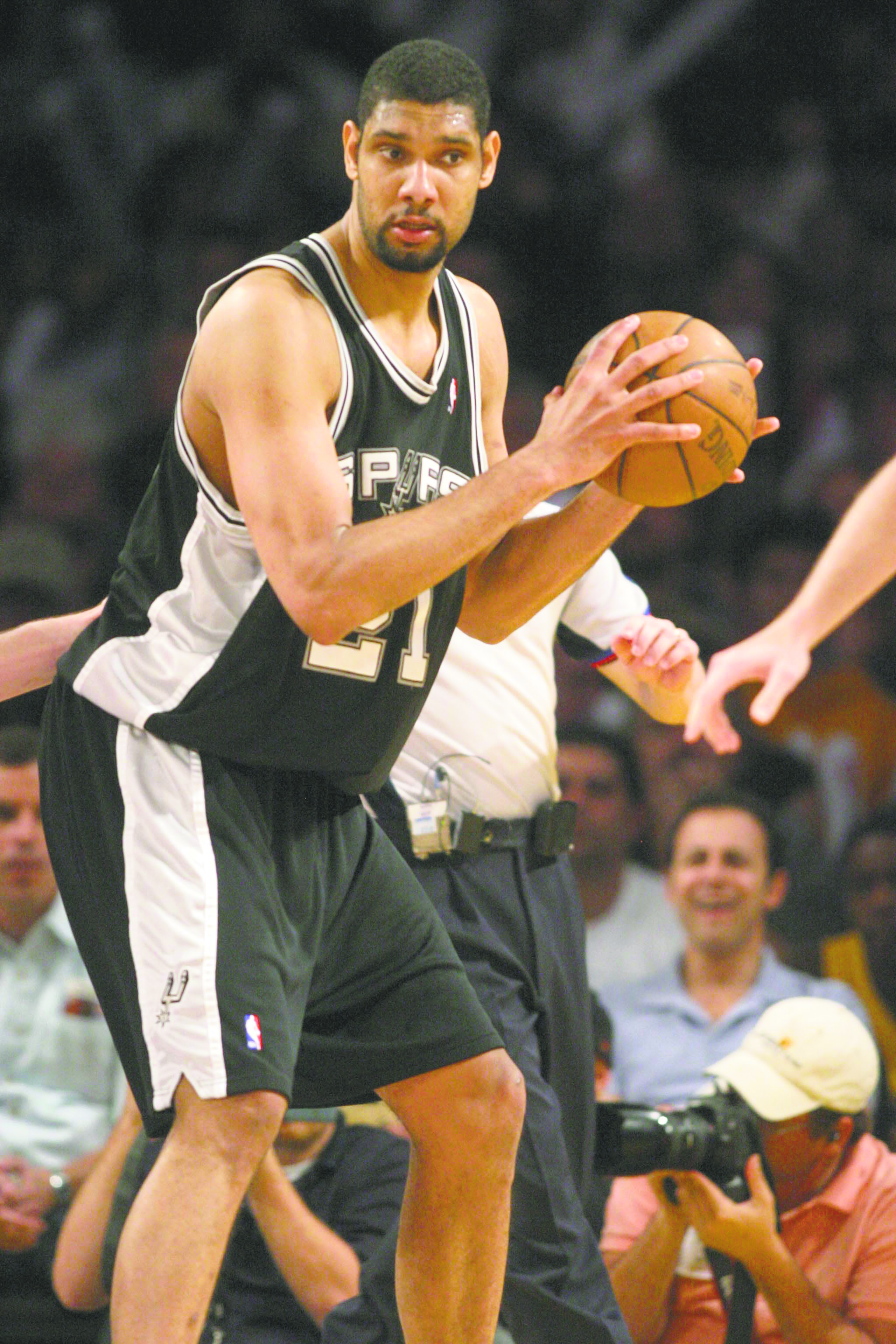 April 13, 2008; Tim Duncan of the San Antonio Spurs during the game. The Los Angeles Lakers defeated the San Antonio Spurs by the final score of 106-85 at Staples Center in downtown Los Angeles, CA. (39172)