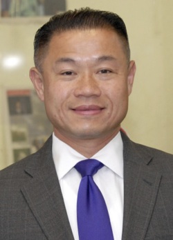 Platanos Y Collard Greens (33712)