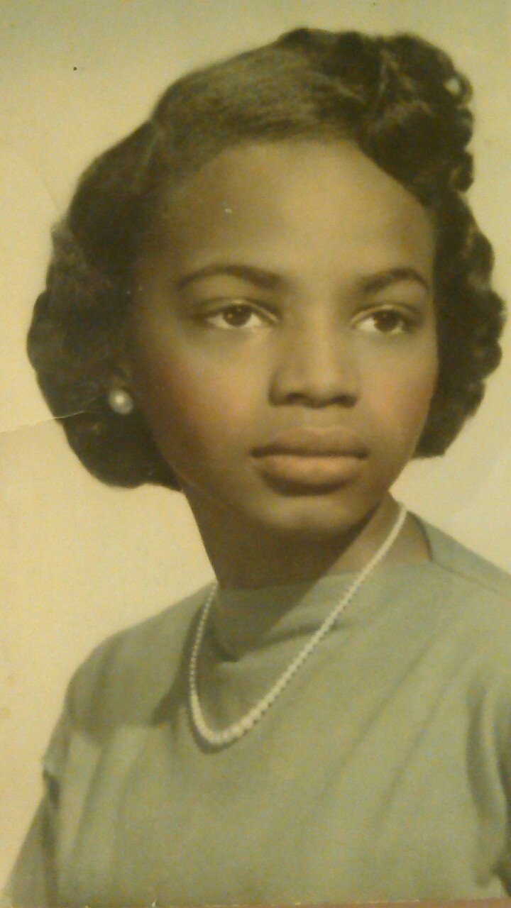 Yolanda Gross in 1957 (58139)