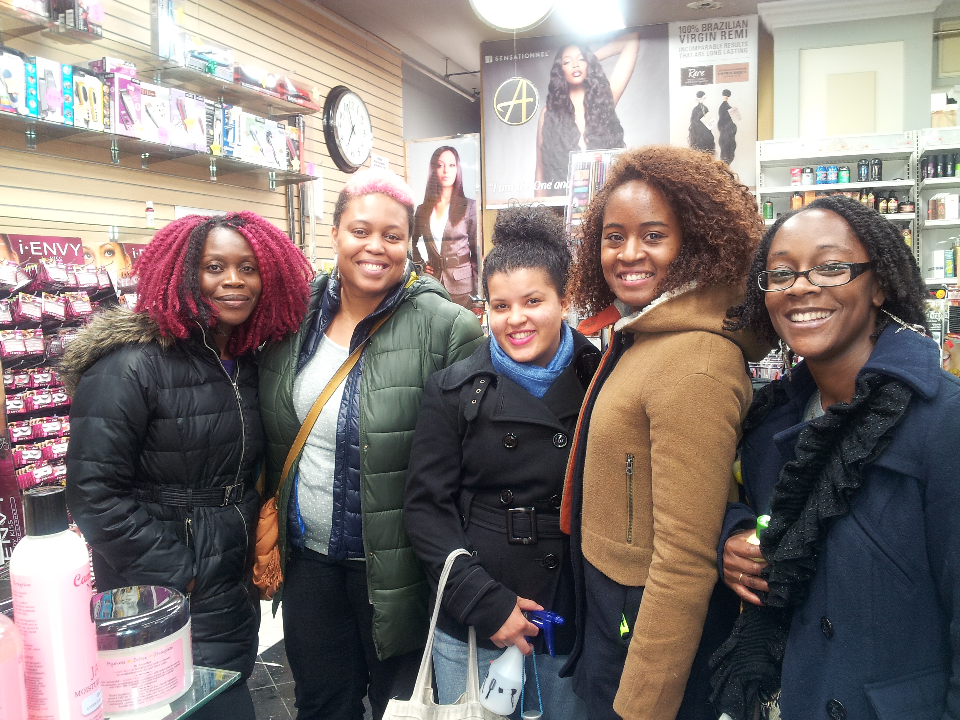 HeyFranHey fans shopping after the 'Hey Healthy Hair' meet-up (68686)