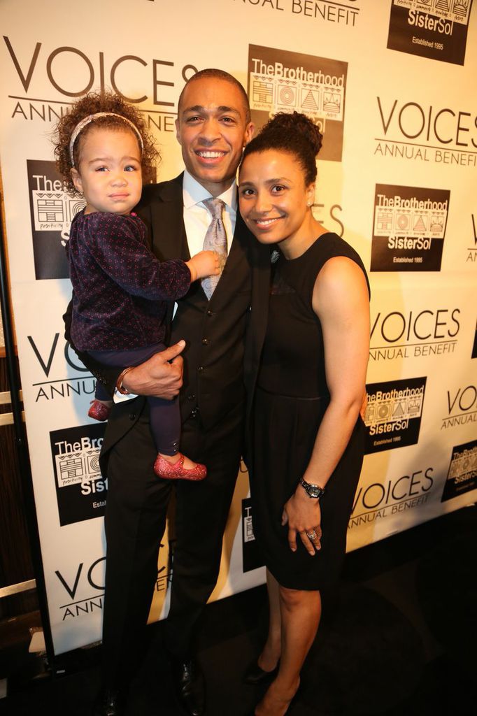 TJ Holmes with family_Credit Johnny Nunez (75052)