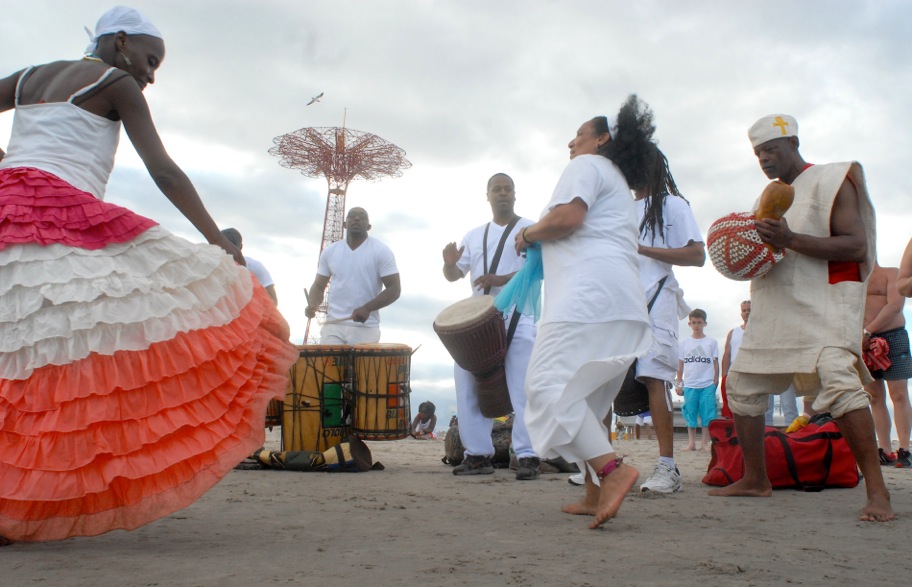 Tribute to the Ancestors of the Middle Passage (78491)
