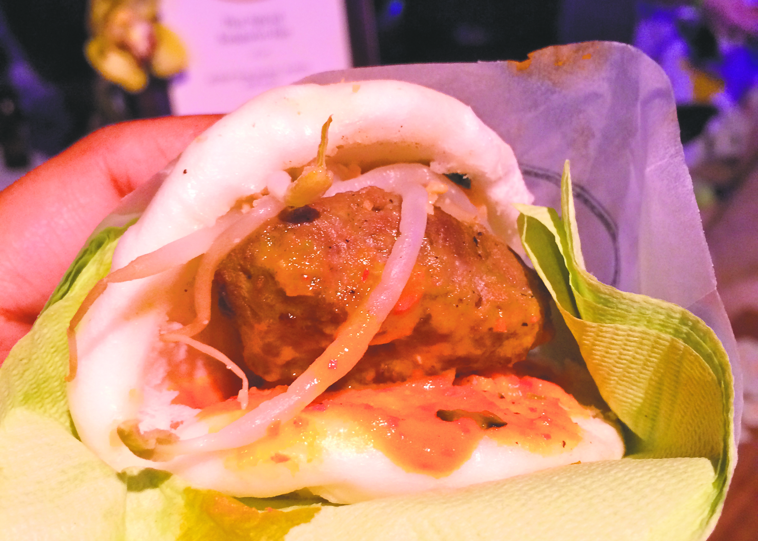 Burke & Willis kangaroo bao (76738)