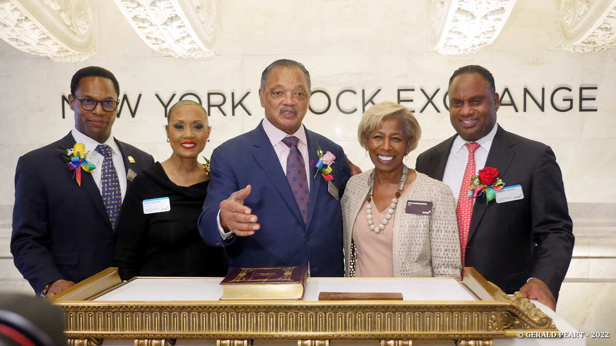 Gov. Hochul directs NYS flags to half-staff in honor Rev. Jesse Jackson